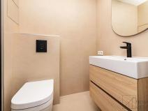 Prodej bytu 3+kk, Praha - Holešovice, Osadní, 82 m2