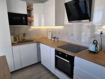 Prodej bytu 2+1, Slaný, Stehlíkova, 56 m2