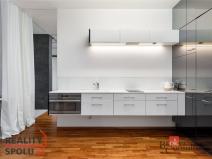 Pronájem bytu 2+kk, Praha - Smíchov, Švédská, 42 m2