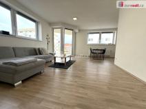 Prodej bytu 2+kk, Uherské Hradiště - Sady, Hrušková, 72 m2