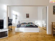 Pronájem bytu 2+1, Karlovy Vary, Zeyerova, 52 m2