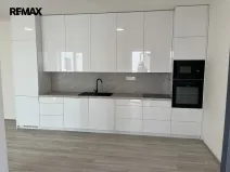 Prodej bytu 2+kk, Zlín, Tyršovo nábřeží, 66 m2