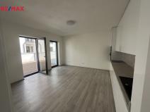 Prodej bytu 3+kk, Zlín, Tyršovo nábřeží, 73 m2