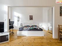 Pronájem bytu 2+1, Karlovy Vary, Zeyerova, 52 m2