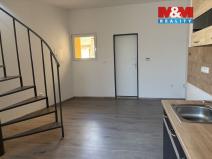 Pronájem bytu 2+kk, Přelouč, Václavské náměstí, 46 m2