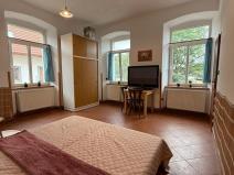 Pronájem atypického bytu, Strmilov - Česká Olešná, 100 m2