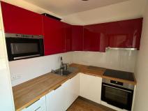 Pronájem bytu 3+1, Pardubice, Štrossova, 79 m2