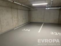 Pronájem garážového stání, Praha - Strašnice, Ramonova, 16 m2