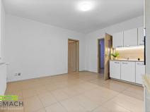 Pronájem bytu 2+kk, Uherské Hradiště, Dvořákova, 42 m2