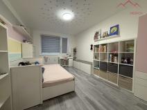 Prodej bytu 3+1, Jirkov, Na Borku, 75 m2