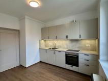 Pronájem bytu 2+1, Cheb, Májová, 63 m2