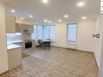 Prodej bytu 2+kk, Cheb, Na Nivách, 58 m2