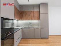 Pronájem bytu 2+kk, Praha - Radlice, U Komína, 54 m2