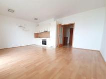 Pronájem bytu 1+kk, Praha - Letňany, Pavla Beneše, 42 m2