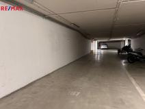 Prodej garážového stání, Hradec Králové - Pražské Předměstí, Haškova, 19 m2