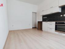 Pronájem bytu 1+kk, Šumperk, Žerotínova, 40 m2