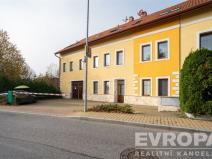 Prodej činžovního domu, Praha - Lipence, 958 m2