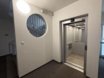 Pronájem bytu 3+kk, Pardubice - Zelené Předměstí, Hronovická, 100 m2