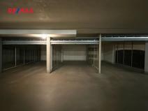 Prodej garáže, Praha - Košíře, Zahradníčkova, 18 m2