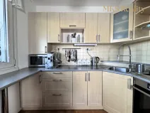 Prodej bytu 4+kk, Praha, V Štíhlách, 80 m2