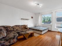 Pronájem bytu 1+1, Praha, U Zahradního města, 48 m2