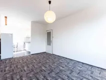 Pronájem bytu 2+kk, Praha - Kobylisy, Havlínova, 40 m2