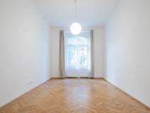 Pronájem bytu 4+kk, Praha, Křižíkova, 2 m2