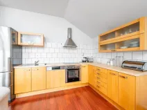 Pronájem bytu 2+kk, Praha - Horní Měcholupy, Padovská, 62 m2