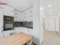 Pronájem bytu 1+1, Hradec Králové - Moravské Předměstí, Sekaninova, 42 m2