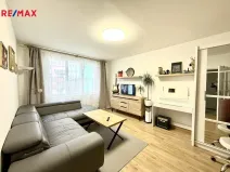 Pronájem bytu 2+kk, Karlovy Vary - Drahovice, Vítězná, 42 m2