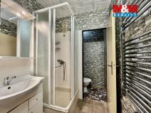 Prodej bytu 3+1, Uhlířské Janovice, 1. máje, 70 m2