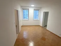 Pronájem bytu 3+1, Praha - Strašnice, Věšínova, 65 m2