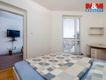 Pronájem bytu 2+kk, Hradec Králové, Na Občinách, 38 m2