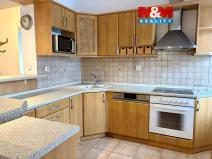 Pronájem bytu 3+1, Pardubice - Zelené Předměstí, Smetanovo náměstí, 140 m2