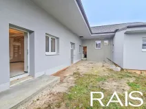 Prodej vícegeneračního domu, Mikulčice, 169 m2