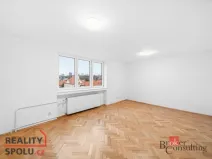 Pronájem bytu 1+1, Praha, Paprsková, 36 m2