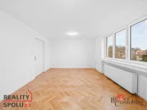 Pronájem bytu 1+1, Praha, Paprsková, 36 m2