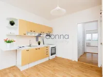 Pronájem bytu 3+1, Praha, Vybíralova, 77 m2