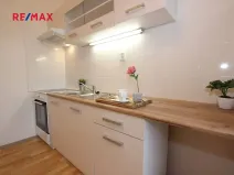 Prodej bytu 1+kk, Louny, U Zastávky, 34 m2