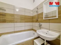 Prodej bytu 2+1, Habartov, Karla Čapka, 52 m2