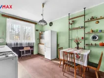 Prodej bytu 2+1, Chvaletice, 9. května, 53 m2