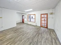 Pronájem obchodního prostoru, Pardubice - Zelené Předměstí, Jana Palacha, 31 m2