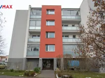 Prodej bytu 3+1, Pardubice - Ohrazenice, Marie Majerové, 74 m2