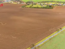 Prodej podílu 4/9 pole, Jičín, 14408 m2