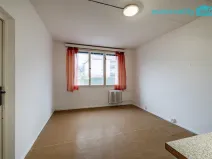 Prodej bytu 1+1, Luby, Tovární, 36 m2