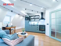 Prodej bytu 1+kk, Praha - Holešovice, Veverkova, 40 m2