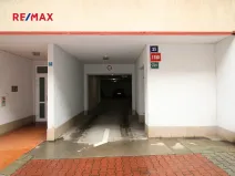 Pronájem garážového stání, Praha - Podolí, Sinkulova, 12 m2