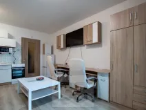 Pronájem bytu 1+kk, Praha - Horní Měcholupy, Mantovská, 31 m2