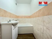 Pronájem bytu 1+1, Chomutov, Čechova, 34 m2