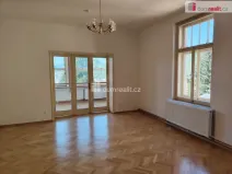 Pronájem bytu 3+1, Děčín - Děčín II-Nové Město, Purkyňova, 106 m2